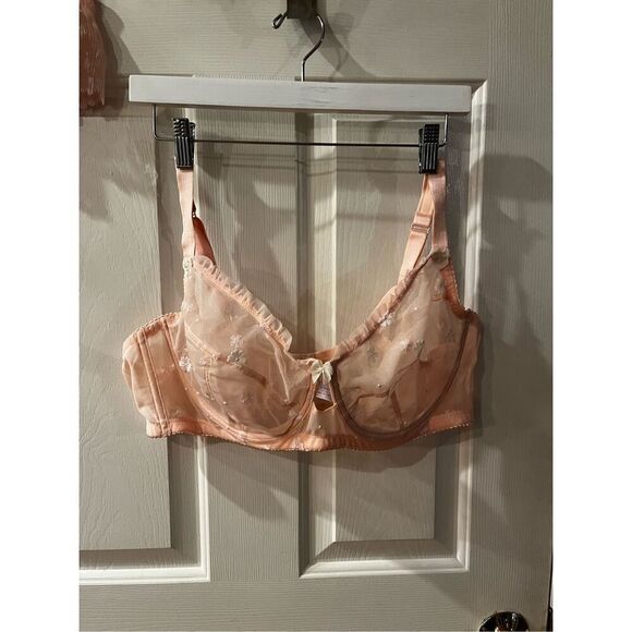 Savage X Fenty Pink Floral Embroidered Unlined Bra & Panty Set 44DD & 2X - Picture 1 of 11